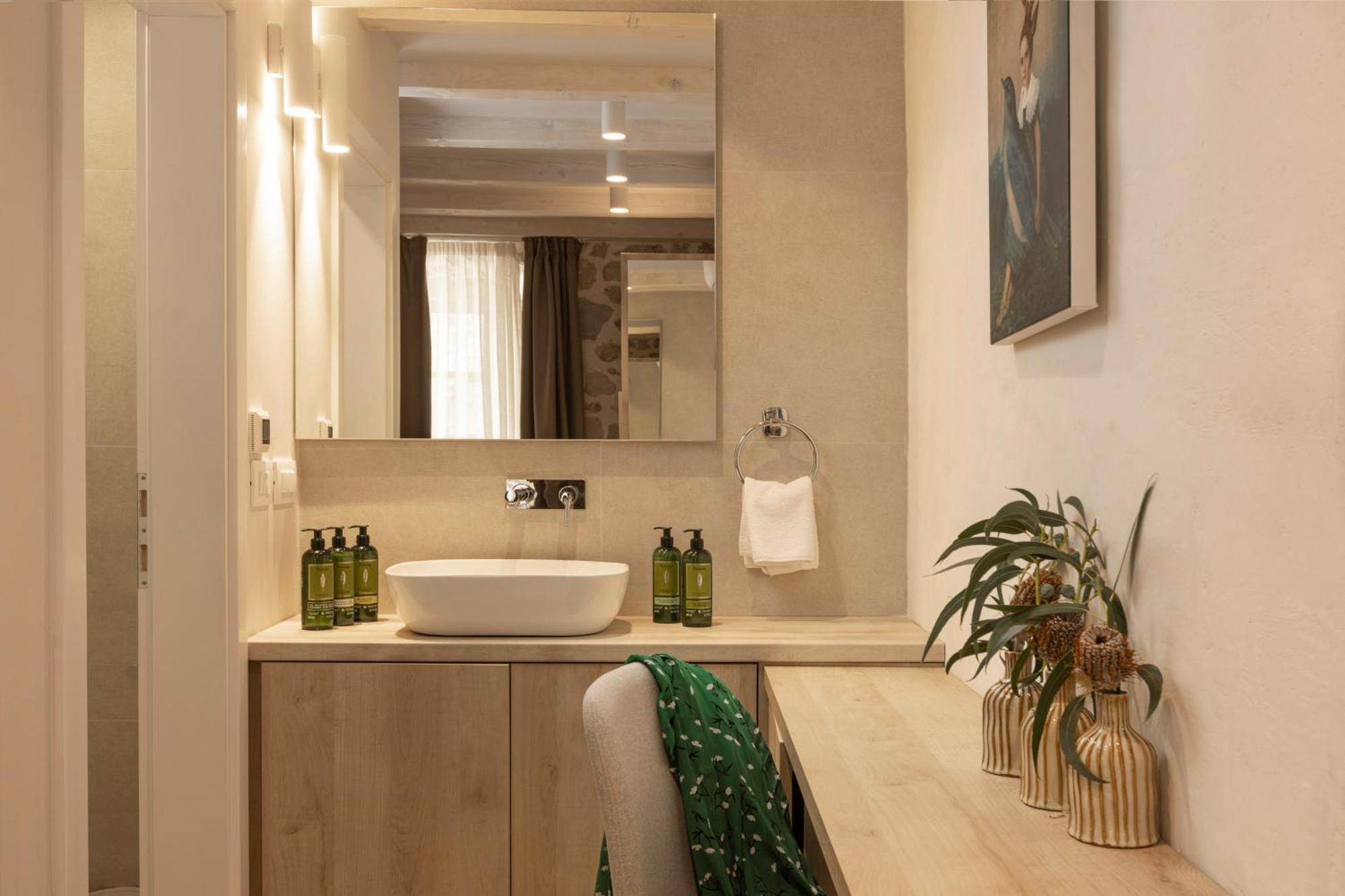 Apartment Miri, Heritage Superior With Swimming Pool