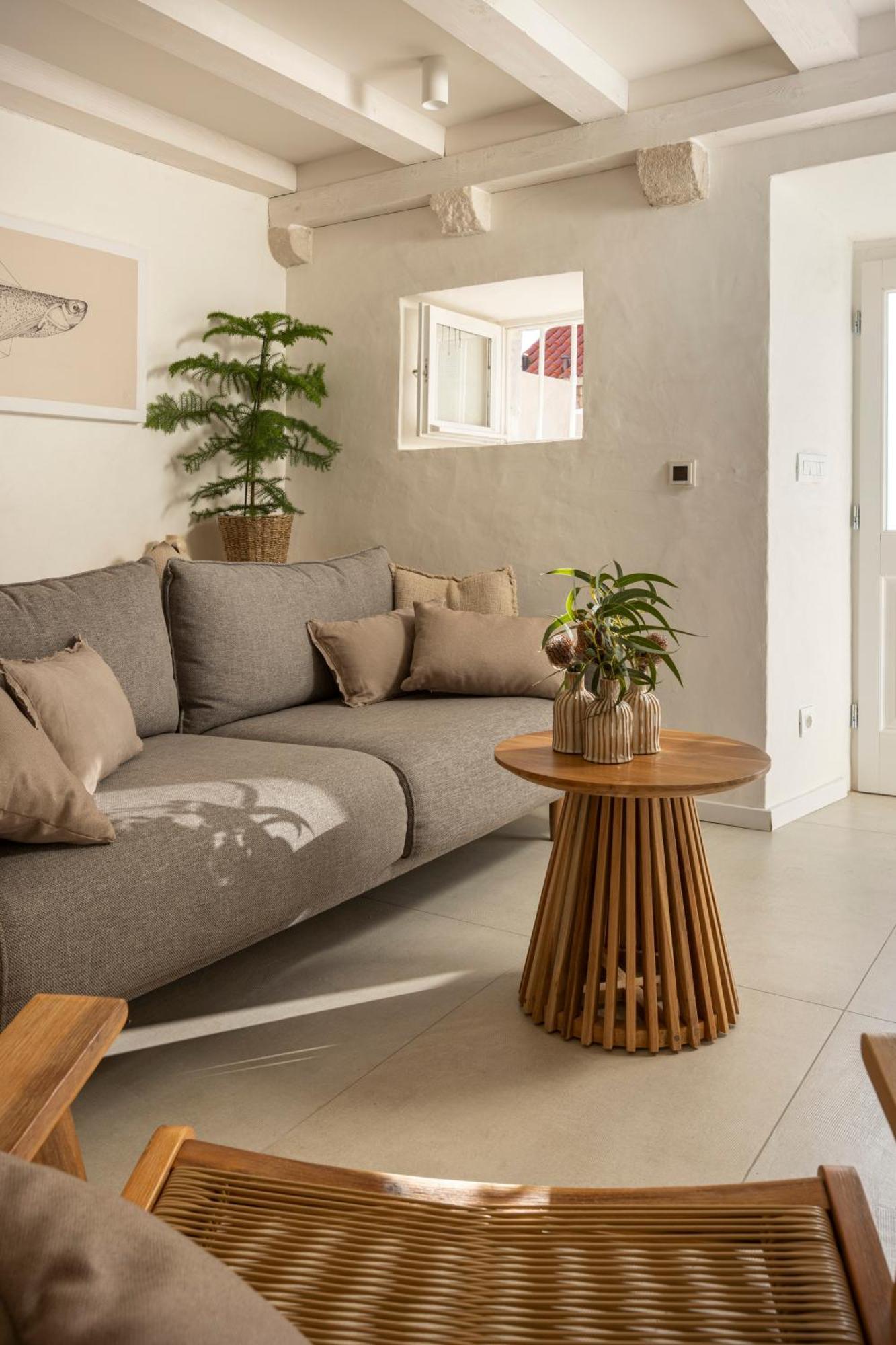 Miri, Heritage Superior With Swimming Pool Apartment