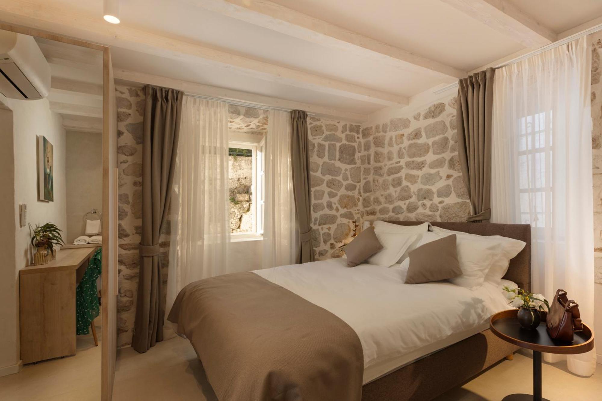 Apartmán Miri, Heritage Superior With Swimming Pool *