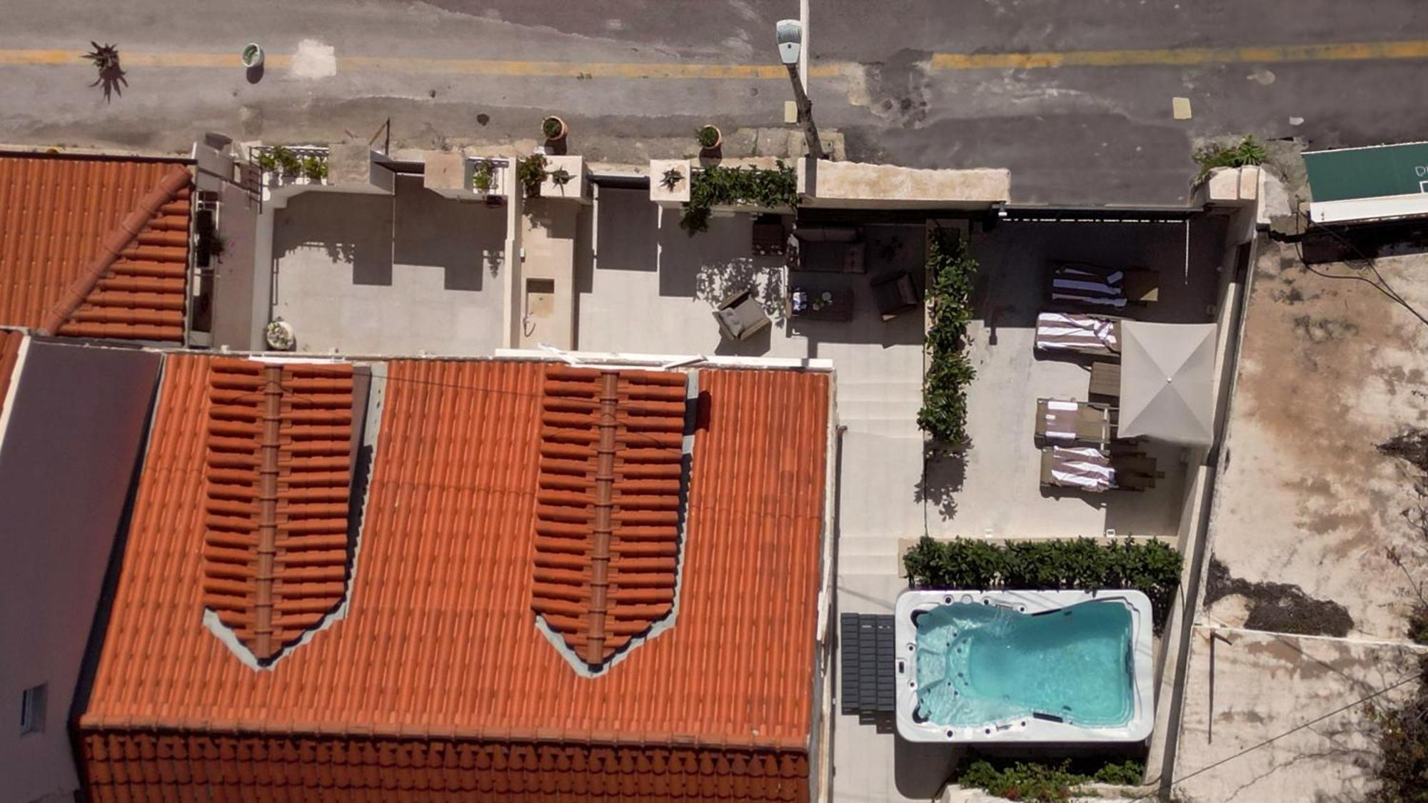 Miri, Heritage Superior With Swimming Pool
