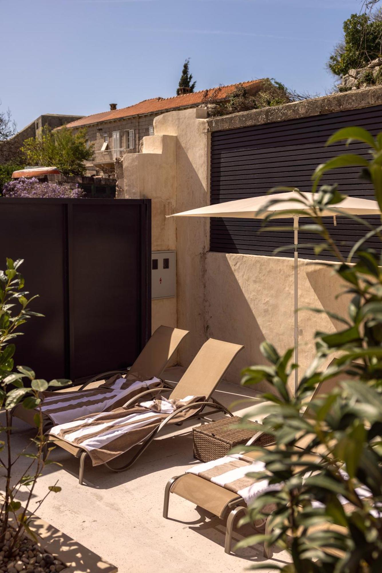 Apartment Miri, Heritage Superior With Swimming Pool *
