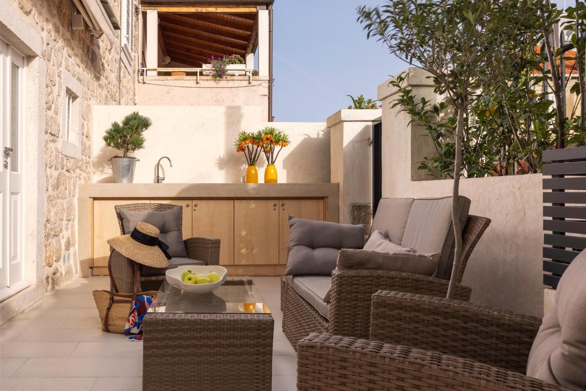 Miri, Heritage Superior With Swimming Pool Apartment Dubrovnik